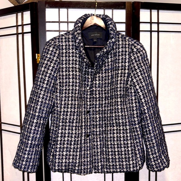 Ann Taylor Black and White Puffer Jacket - Picture 5 of 10